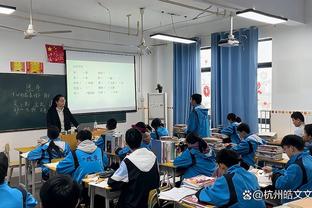 沃恩：托马斯还在继续崭露头角 作为一名球员他在不断成长